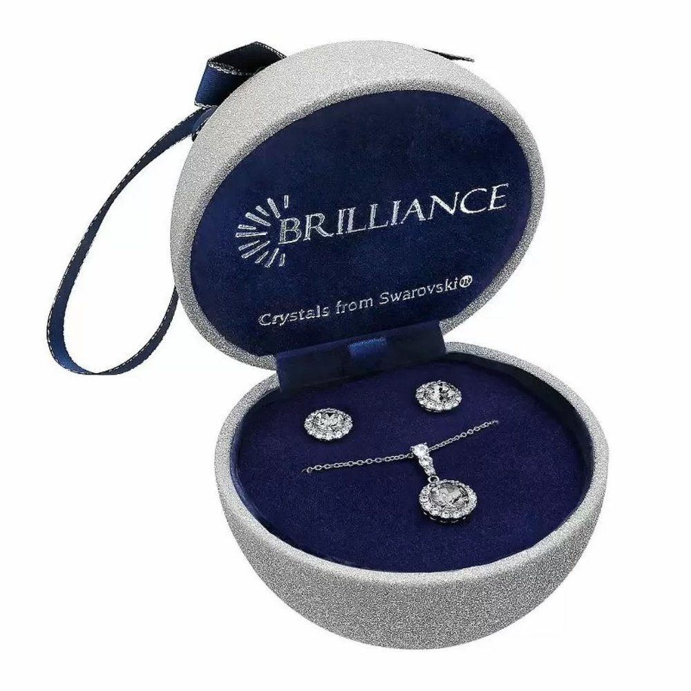 Pendant Necklace & Stud Earrings Set